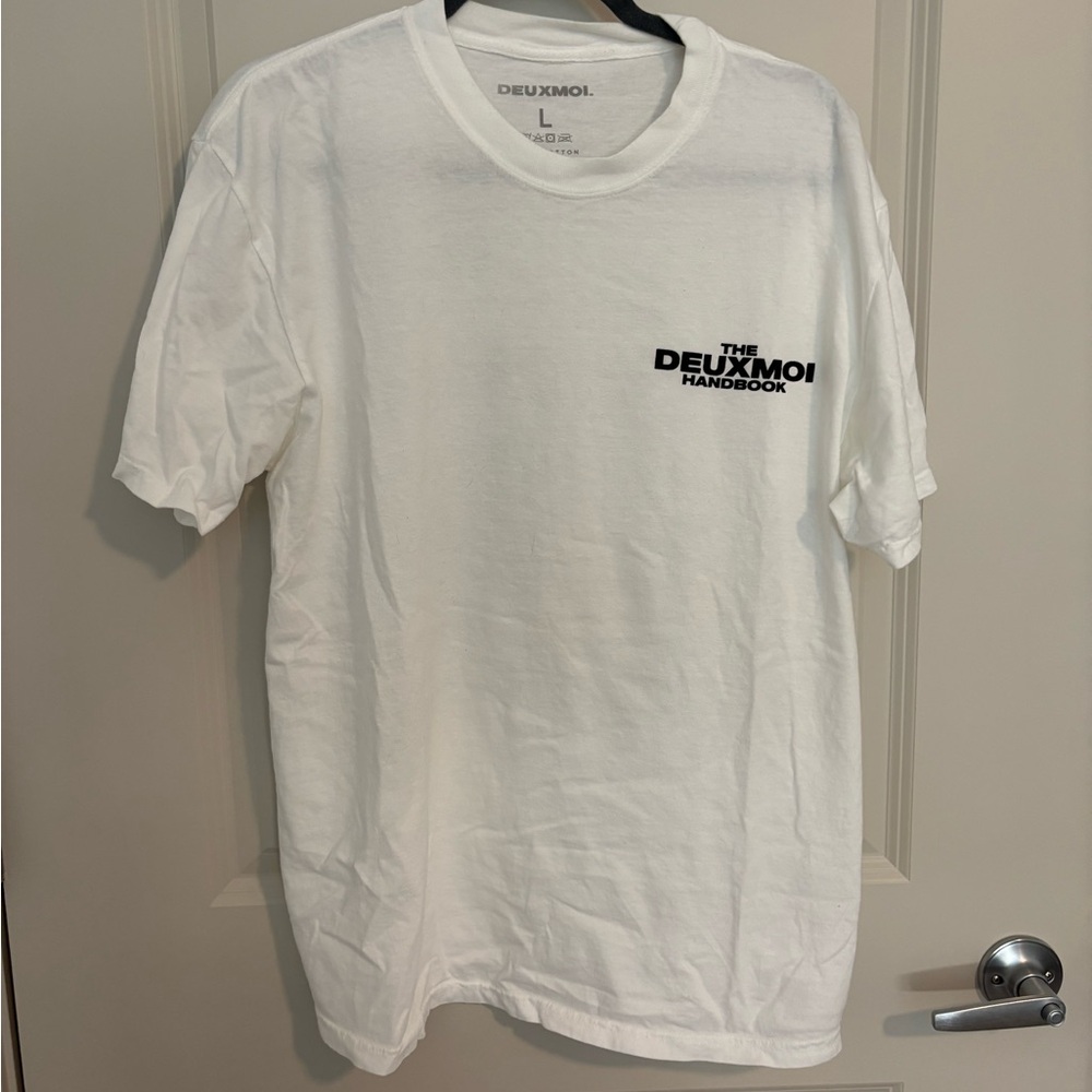 The Deuxmoi Handbook Men's T-Shirt in Large